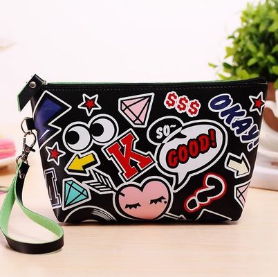 Convient sac cosmétique pu à la mode Logo personnalisé pour vos besoins en cosmétiques