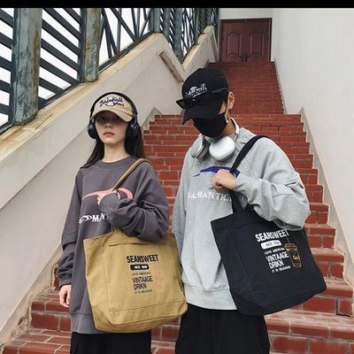 Sacs à main avec poches à la mode et fonctionnels