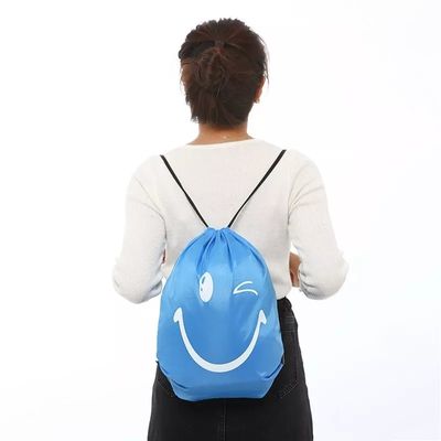 Sac à dos en polyester nylon à corde à tirer sur mesure pour l'impression à écran de soie