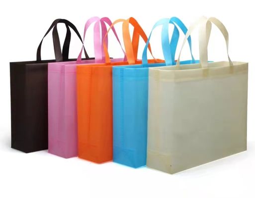 Personnaliser le logo sac à dos non tissé pour les sacs d'expédition position moyenne