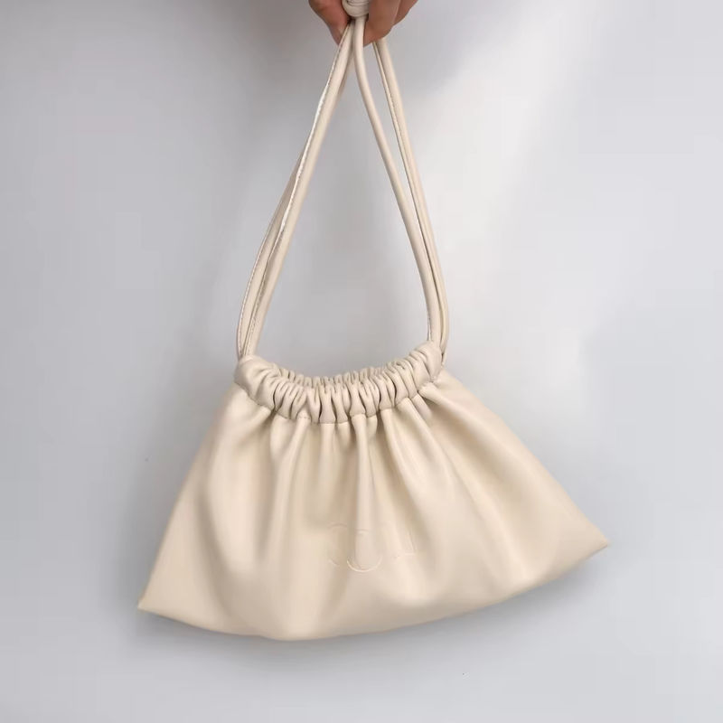 Couleur personnalisée Luxe Lady PU poche cosmétique en cuir à corde avec logo personnalisé