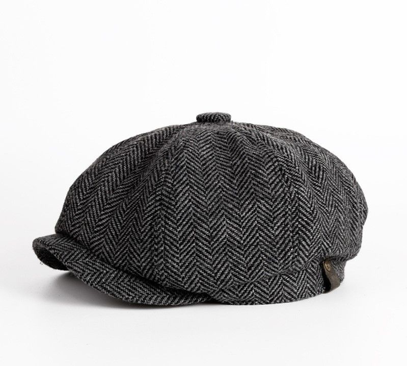 Chapeau de printemps et d'automne pour hommes Beret en laine teinte simple avec un design octogonal rétro anglais