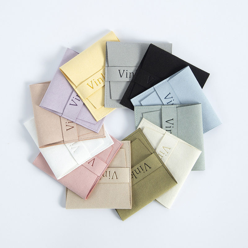 Logo personnalisé accepté 6.2*6.2 Cm Multi-couleur velours Flip Cover Collier de mode Sac de rangement de bijoux