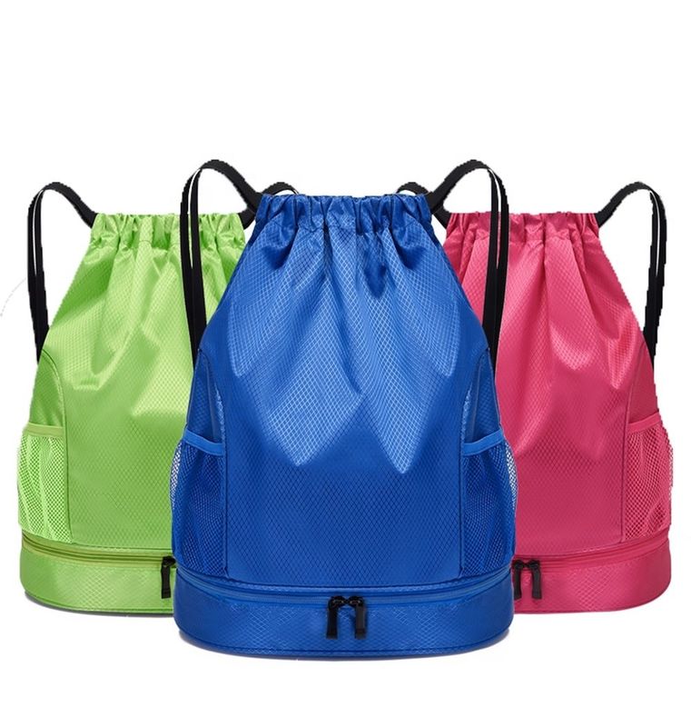 Sacs à dos en corde à tirer imperméable OEM/ODM acceptable pour les femmes hommes sport sac de gym de plage