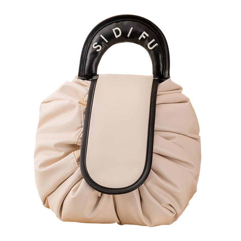Logo personnalisé Design sac de maquillage en PVC modèle solide type de la corde à dessin toilette sac de voyage