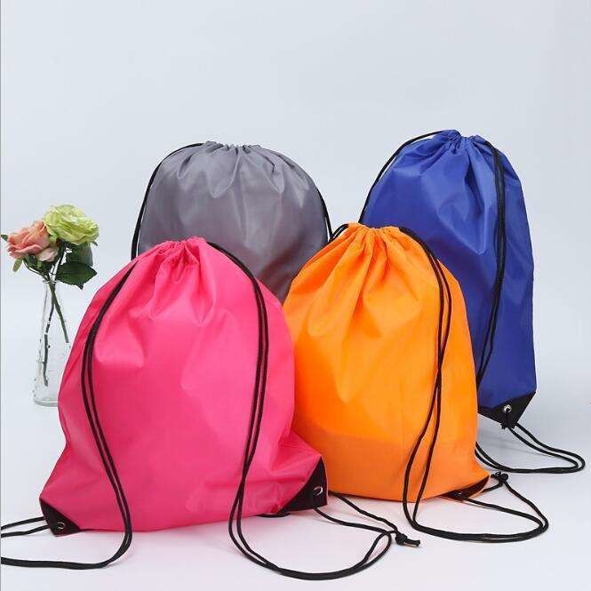 Matériau en nylon sac à dos à cordes coloré avec logo imprimé pour la vie quotidienne