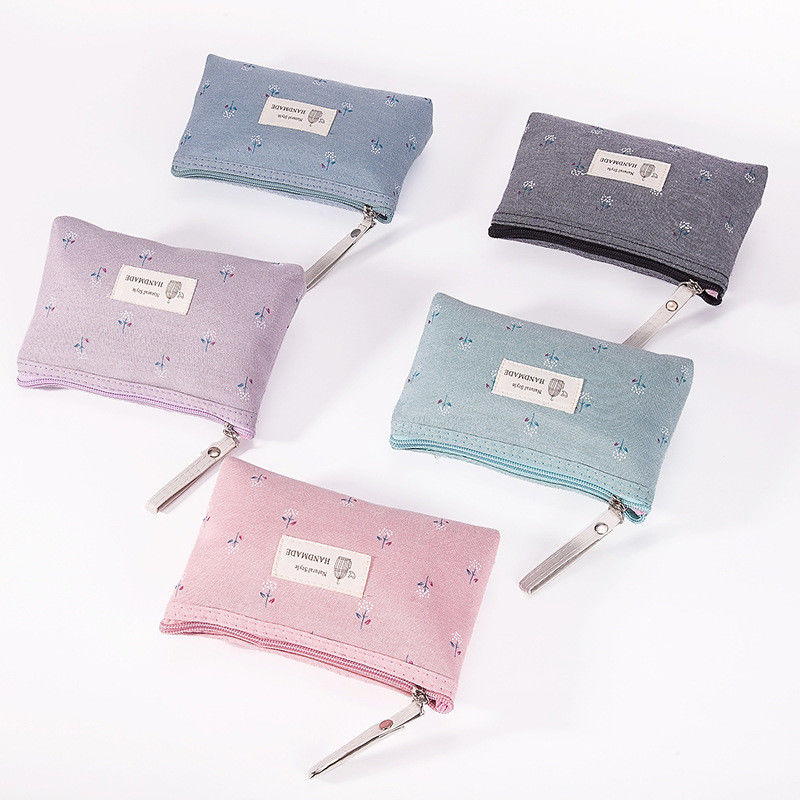 Sac cosmétique portable personnalisable pour femmes à motif solide