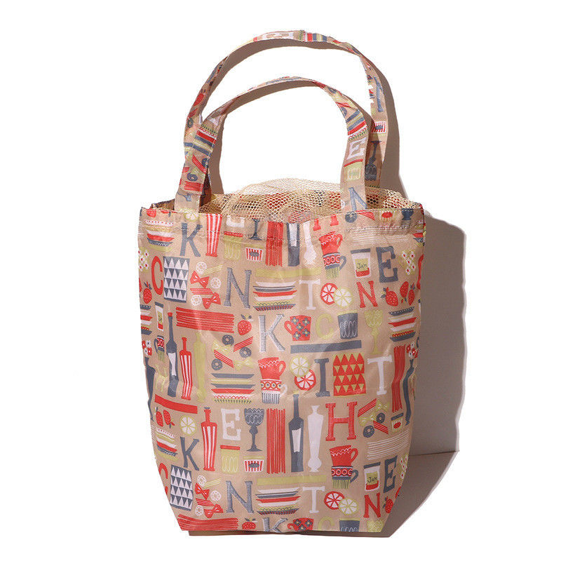 Logo personnalisé Accepté Polyester Patchwork Mesh Drainstring Bags pour les besoins cosmétiques du maquillage