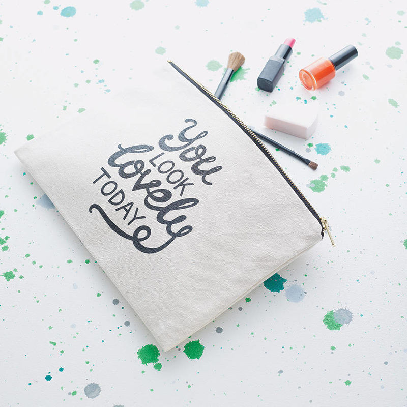 Sac cosmétique à fermeture à glissière en toile de coton recyclé de couleur personnalisée pratique pour les voyages