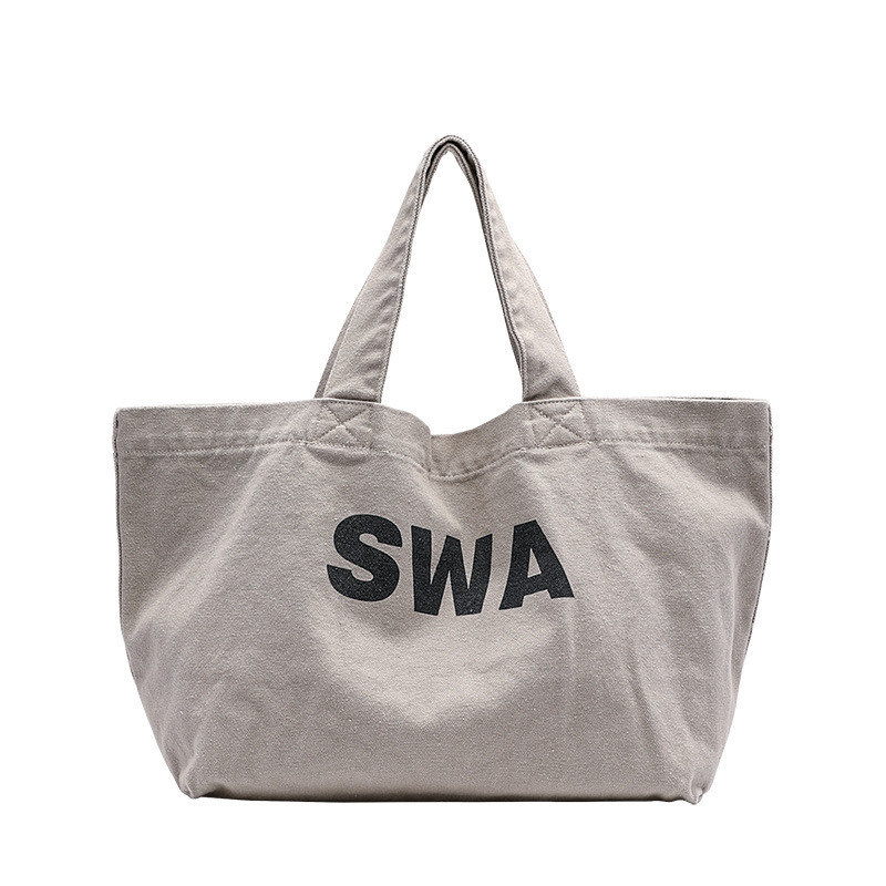 Sac de magasinage personnalisé en carton respectueux de l'environnement avec conception pliable et motif d'impression