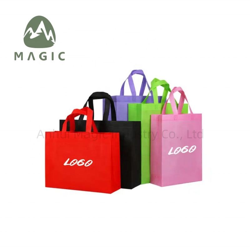 Logo personnalisé Sac de magasinage non tissé pour les promotions de cadeaux de vacances réutilisables