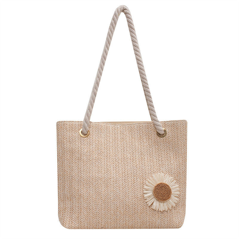 2022 Sacs à main simples Sacs de plage de paille Sacs à main de mode écharpe en soie Sacs d'épaule pour femmes avec des matériaux